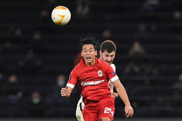 英超-B费点射迪亚洛绝杀 曼联2-1逆转曼城